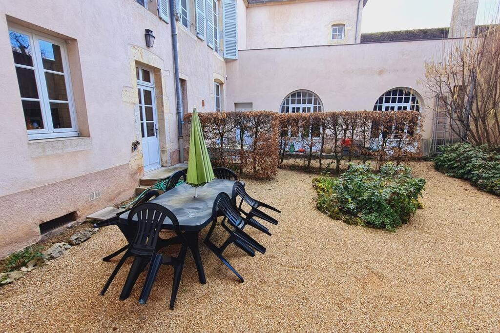 Hotel Bouchardine - Centre - Parking Gratuit - Hospices Beaune  Zewnętrze zdjęcie